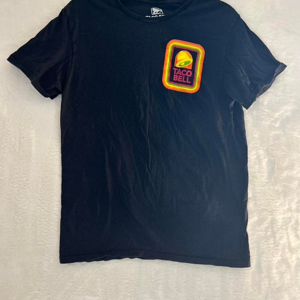 Taco Bell black t-shirt with red accents Size M